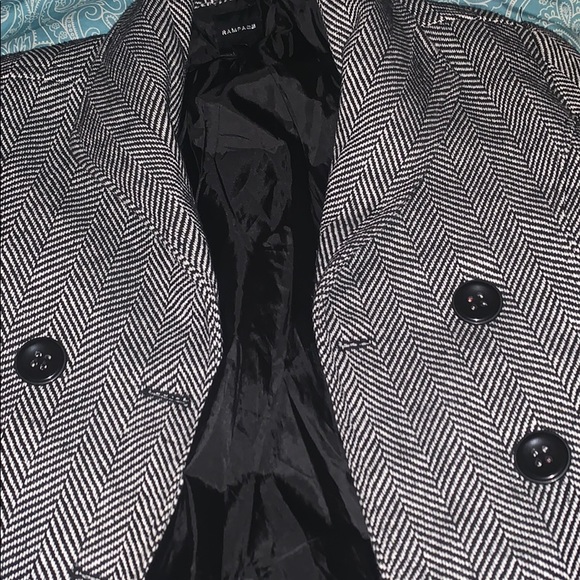 Rampage Small Jacket - Picture 4 of 5